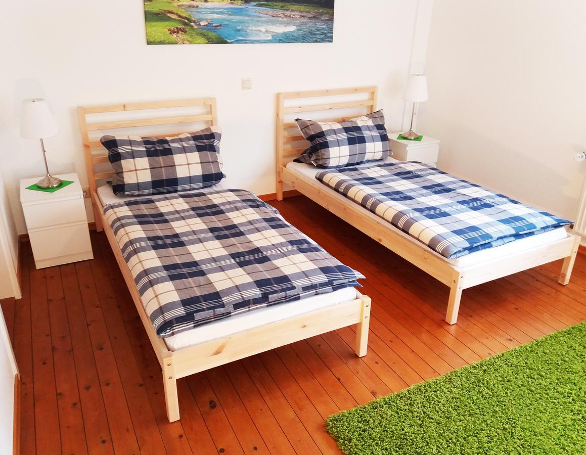 Graefrath Gaestehaus Neunkirchen-Seelscheid ภายนอก รูปภาพ