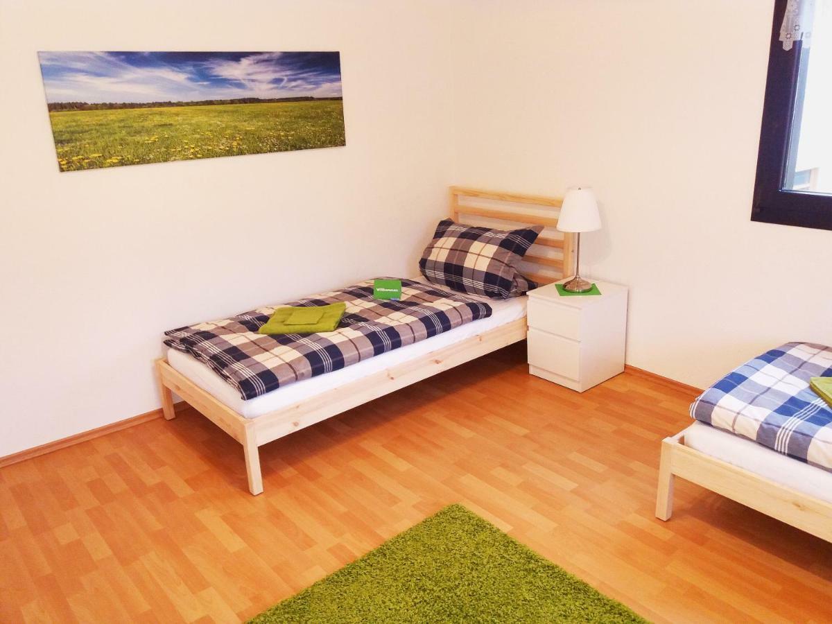 Graefrath Gaestehaus Neunkirchen-Seelscheid ภายนอก รูปภาพ